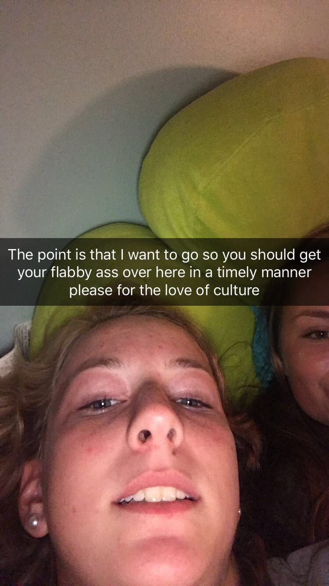 leahhauserr's tweet photo. U know I don't go on twitter so this is a big deal. Happy birthday! #sobig #jeilnameson #mikeishere #getthebutter #moatmeal @paiigebarrett https://t.co/bvW0w0Nau9