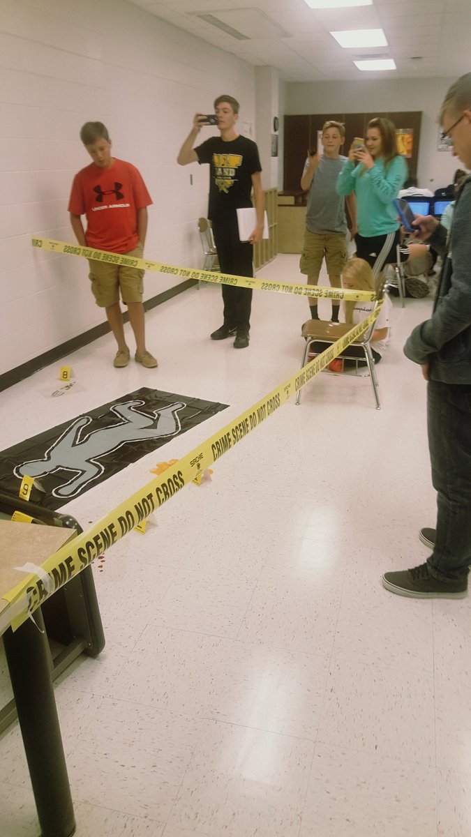 DHarman68's tweet photo. WHS freshman got their first look at Bio-Medical Science today complete with crime scene. #WCSVision@Washhs@WashCommSchools https://t.co/R8nuHGX3lk