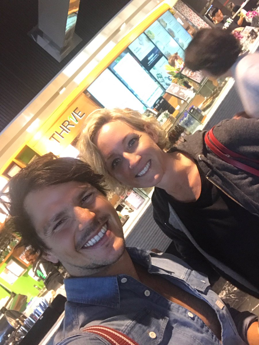 AndersonKnight's tweet image. A quick awesome @THR1VEME lunch with @churchill_dan Congrats on your successes! #lunchtime #healthyeating @westfieldsyd #publicrelations