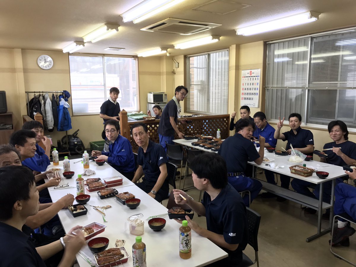 _woodstructure's tweet image. 皆で
いただきます‼️