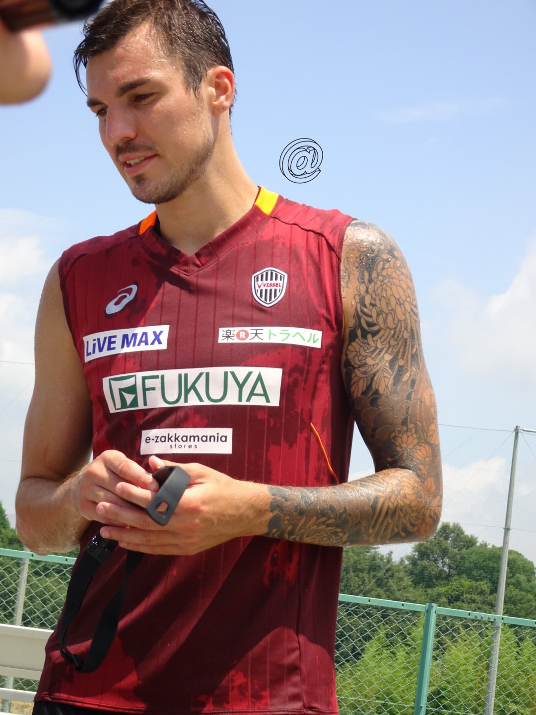 さや 良きですね タトゥーかっこいい そして顔が凄く小さい ハーフナーマイク Havenaarmike T Co Rxispj0fcr Twitter