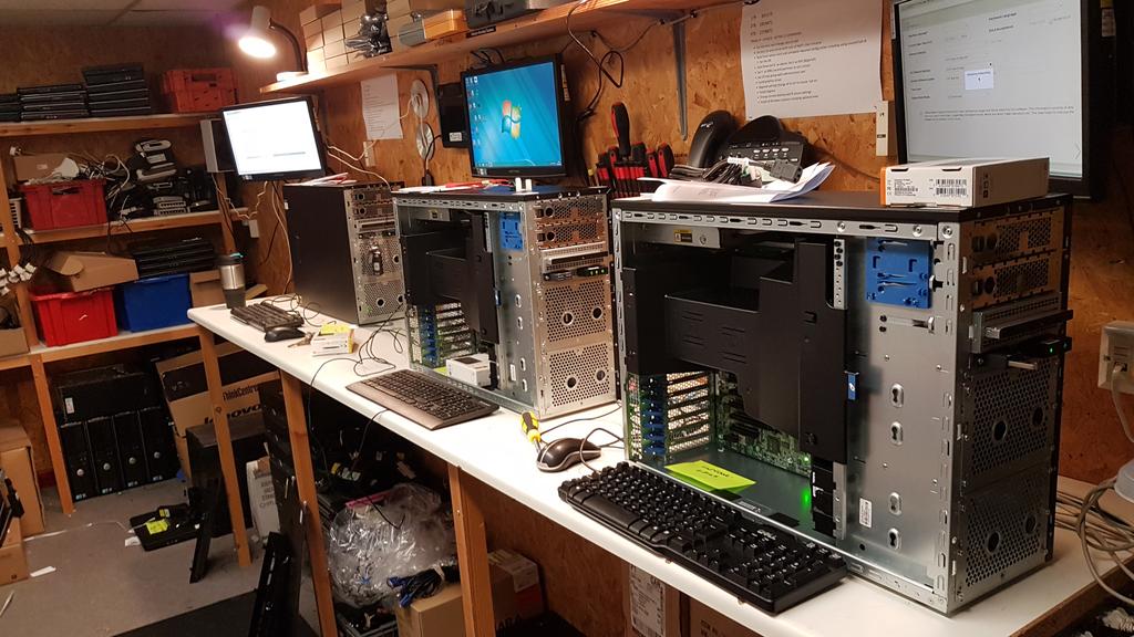 WesternBusiness's tweet image. Server Building #serverinstallations
