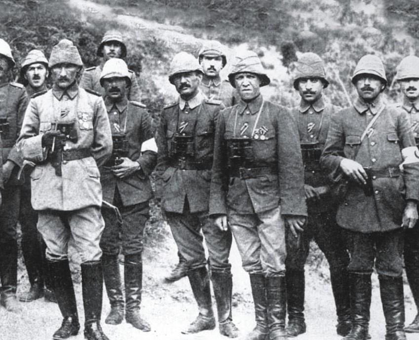 TRSpecialForces's tweet photo. #AnafartalarZaferi
Türkler, İngilizleri Yenene Kadar Tanrıyı da, İngiliz Zannediyordum."
Mahatma Ghandi https://t.co/jWjCy9ckip