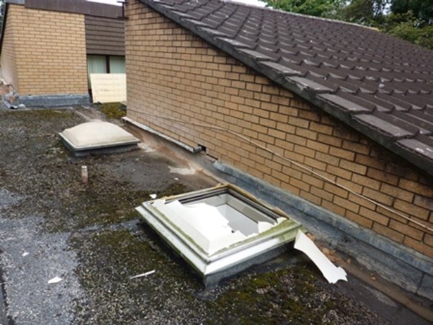 Read our latest blog about what happens when your fragile roof goes wrong!! roofco.co.uk/news/what-happ… #fragile #roof #rooflight #protection