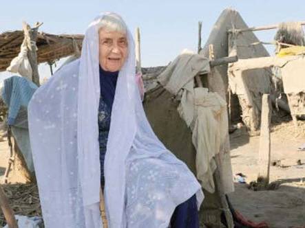 SaifullahNyazee's tweet photo. German Nun Dr Ruth Pfau dies at age 87 after devoting 50 years fighting leprosy in Pakistan

May Allah reward her in Heaven for her deeds https://t.co/grYZwxQmr3