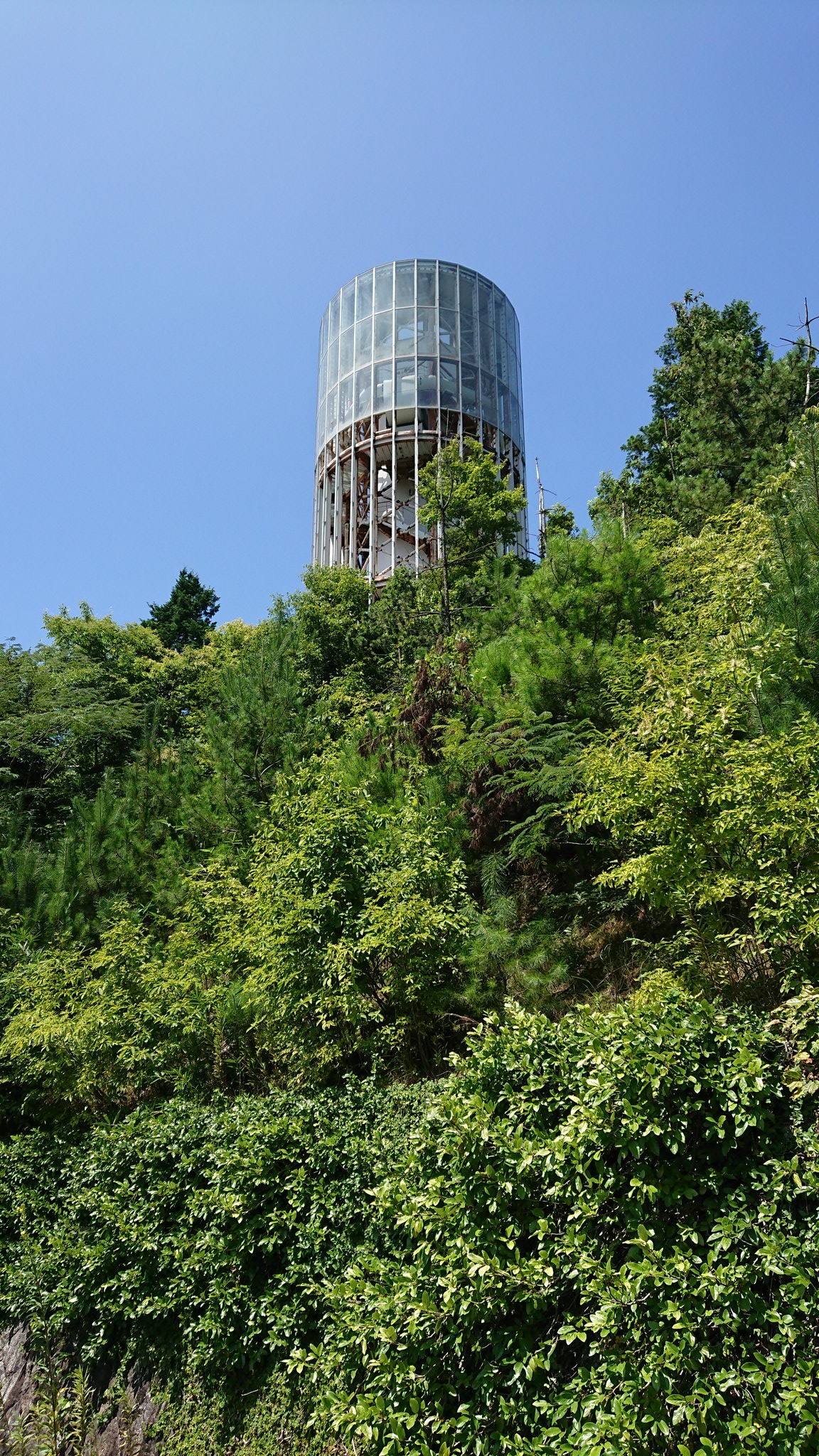 ふらんかー 8 6 旧丹後王国タワー 残念ながら立入禁止でした というかそもそも高所恐怖症で登れんわ 苦笑