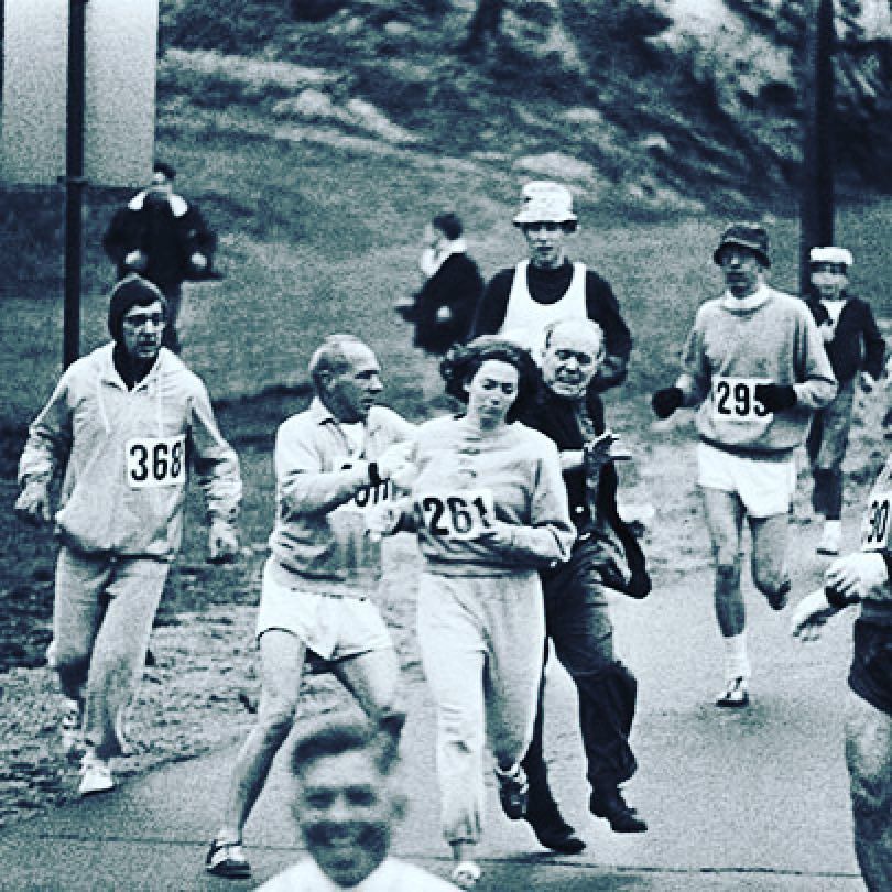 LiteratureBee's tweet photo. Race organizers attempt to stop Katherine Switzer from competing in the Boston Marathon. She became the first woma… https://t.co/1uFzjSDE9Z https://t.co/K34GXmjumx