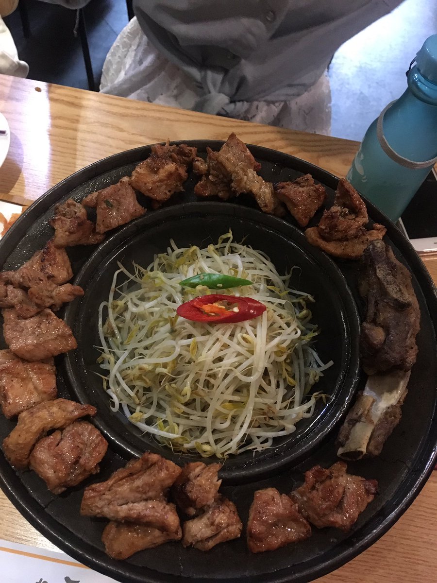 Jimmyyen07's tweet photo. 韓国美味すぎ🇰🇷 https://t.co/iCEJlJPvEQ