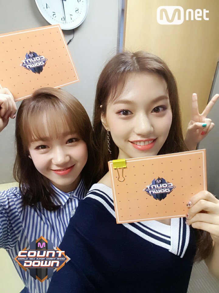 MnetMcountdown's tweet photo. 이번 주 #엠카운트다운 에서 #핫데뷔 하는 #위키미키 #유정 #도연 양이 #엠카 스페셜MC로 출격합니다!! #틴크러시 넘치는 무대와 끼넘치는 MC활약상까지!! 오늘 저녁 6시 소녀들의 멋진 모습 놓치지말고 함께 해 주세요! https://t.co/oNtuhI6oEN