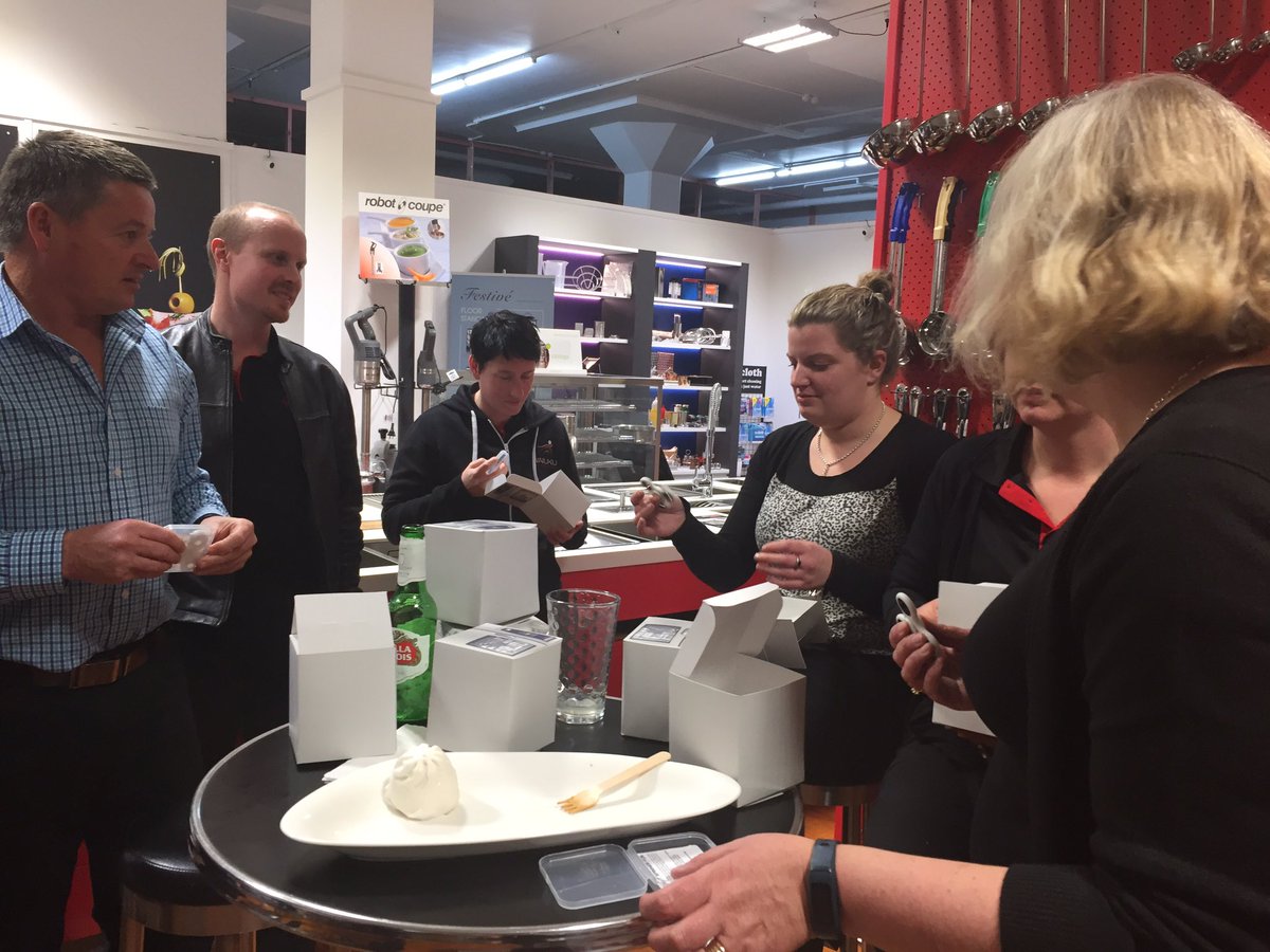 Burns_Ferrall's tweet photo. Ready ... set ... build! What we do for a #RATIONAL @RATIONAL_AG #funtimez @CaterplusLtd https://t.co/ZqBhBwvwzx