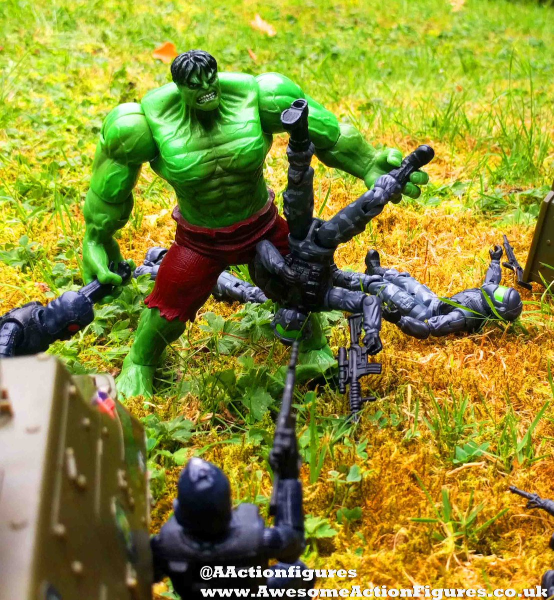 incredible hulk toys uk