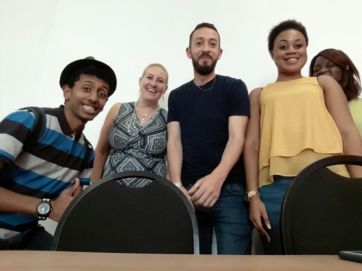 UCT_ELC's tweet photo. #TBT  Teacher Shannon and her class a while ago! 

#LearnEnglish #LearnEnglishInCapeTown #capeTown #SouthAfrica #UCT #ELC https://t.co/82VBRTF5b0