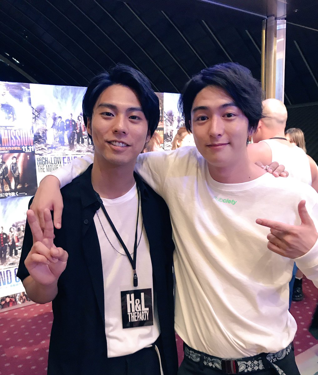 小野塚勇人 High Low The Move2 End Of Sky 公開まであと少しです 昨日はプレミア試写会の後打ち上げにて 稲葉友君と撮らせて頂きました