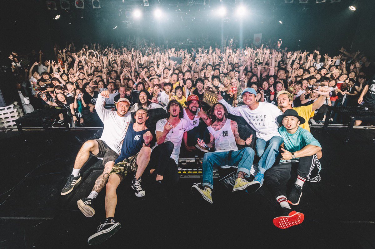 DYS_TOUR's tweet photo. 【DYS! DYS!】
Defend Your Style TOUR 2017
恵比寿LIQUIDROOMありがとうございました！！
伝説は始まったばかり！！

Photo by cherry chill will
#DYS https://t.co/qfdZdJKdV8