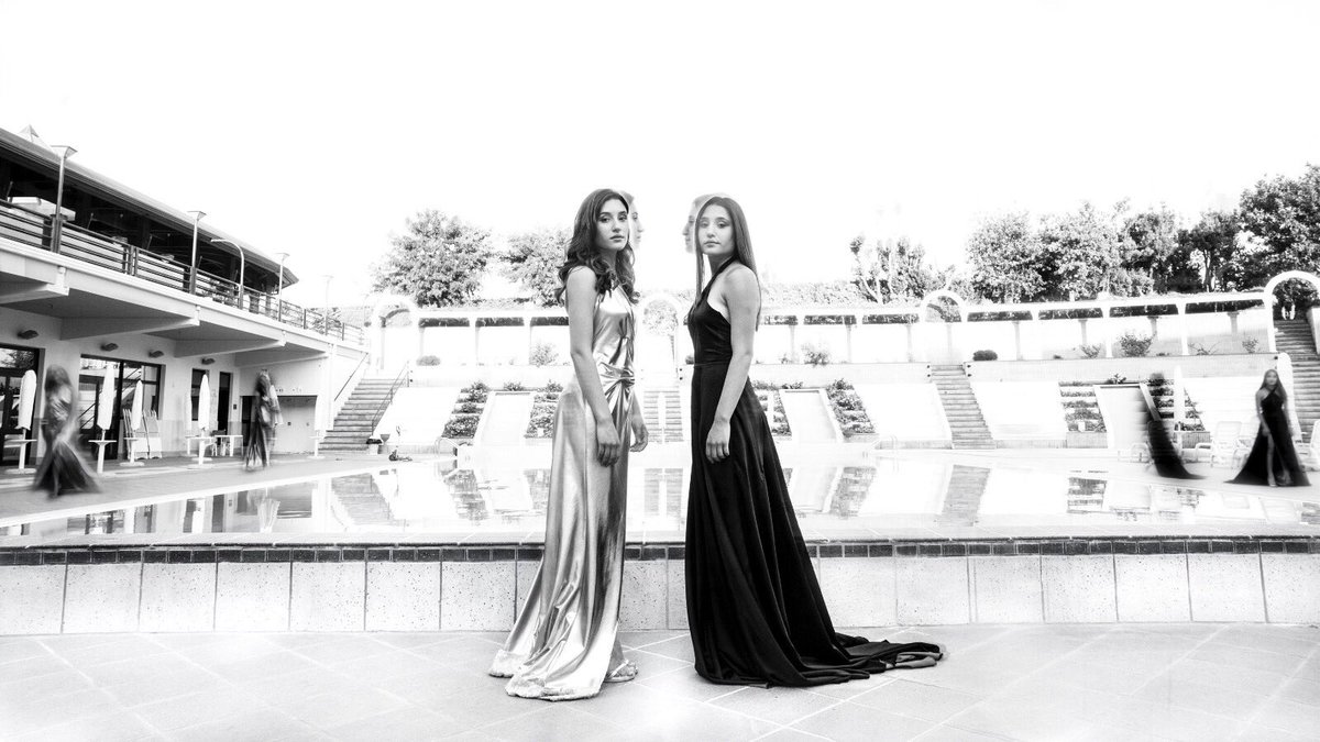 ELastrucci's tweet image. Angela e Marianna Fontana vincitrici #David2017 Miglior attrici protagoniste #indivisibili #EdoardoDeAngelis 
#Safiter #EleonoraLastrucci