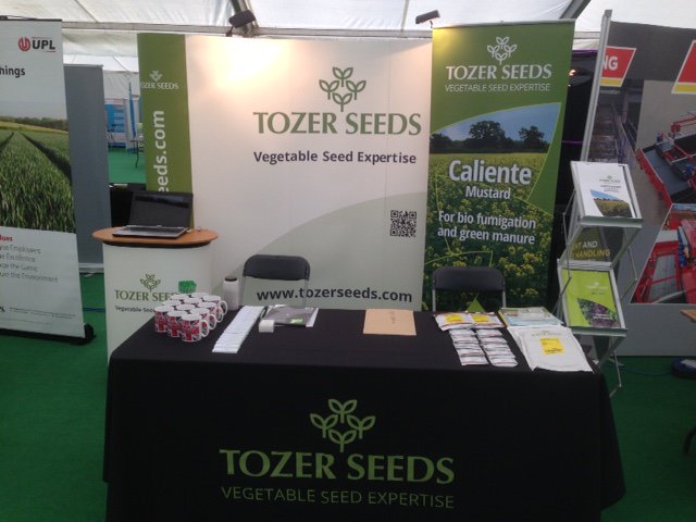 Tozerseeds's tweet image. The sun is shining @ #PotatoesInPractice come by our stand &amp;amp; say hello @Heygatefarms @Johnny__Glaze @GraemeSkinner1 @PotatoPro @dan_potatoes