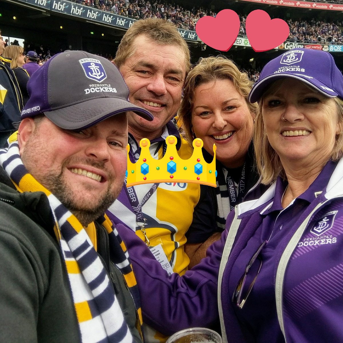 PixRubes's tweet photo. #freodockers #CarltonDraughtFrontBar #carltonfrontbar #freoforever https://t.co/KkEnNX9iZg
