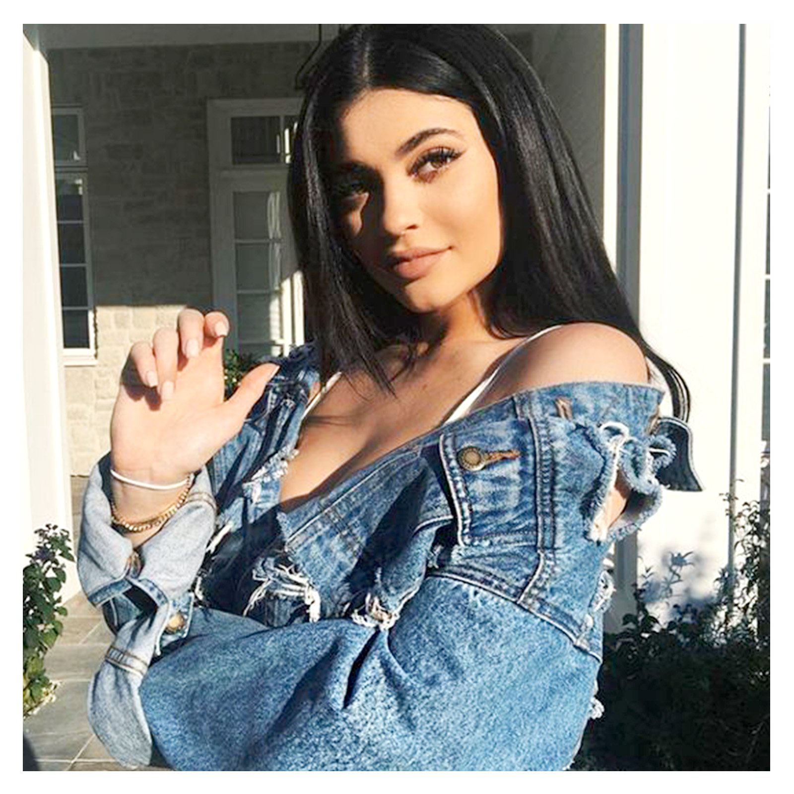 Happy Birthday to this bad-ass sass queen - Kylie Jenner   