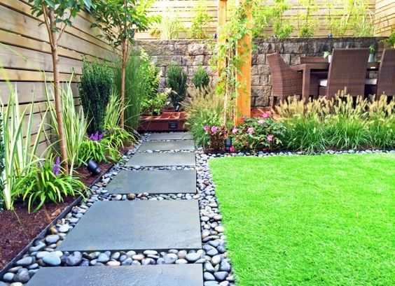 selinawmgrass's tweet image. If you live in an area affected by the ongoing drought and water restrictions, yo want to consider the idea of installing artificial grass.