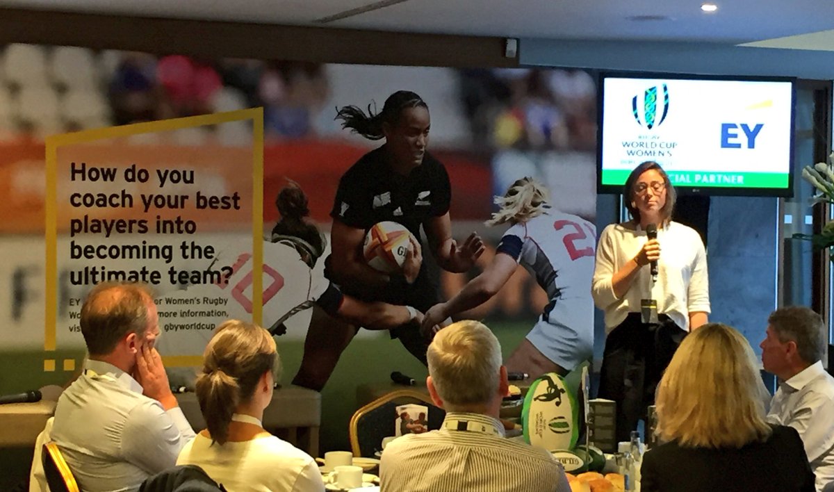 EY_Ireland's tweet photo. #EYWABN intern @wiankavd closed our #WRWC2017 event talking about how specific skill sets are easily transferrable from sport to business https://t.co/mMQTndvIbJ