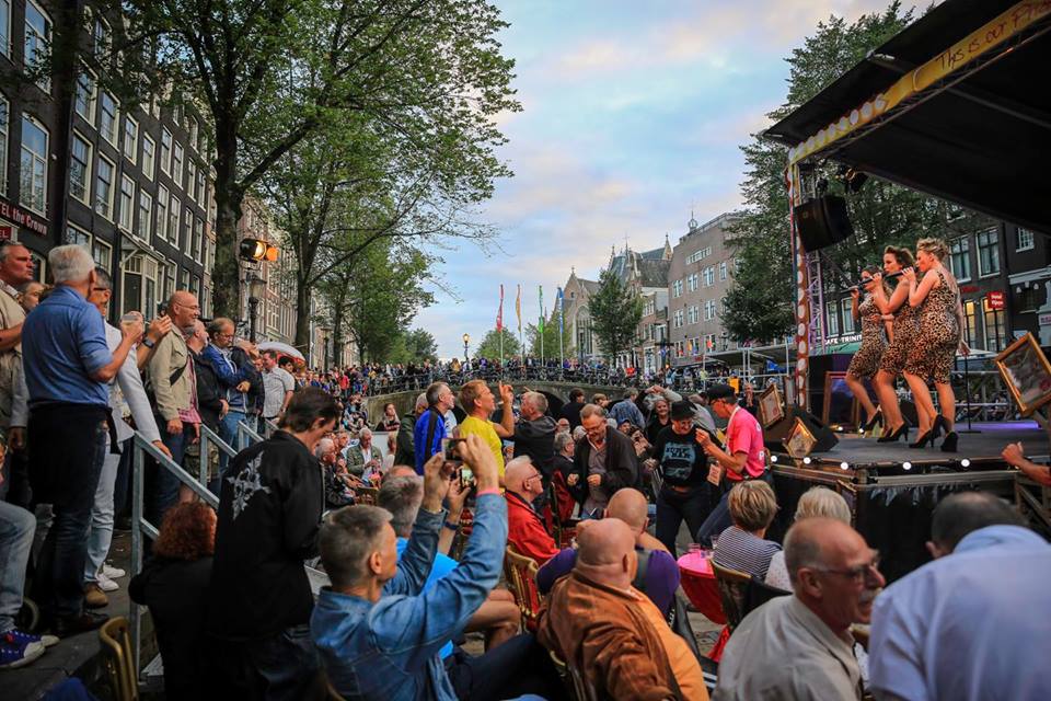 BBBootleg's tweet image. Pictures of the Senior Pride by Jeroen Ploeger! 
#bbbootleg #girls #vintage 
#music #act #performance #pinup #amsterdampride