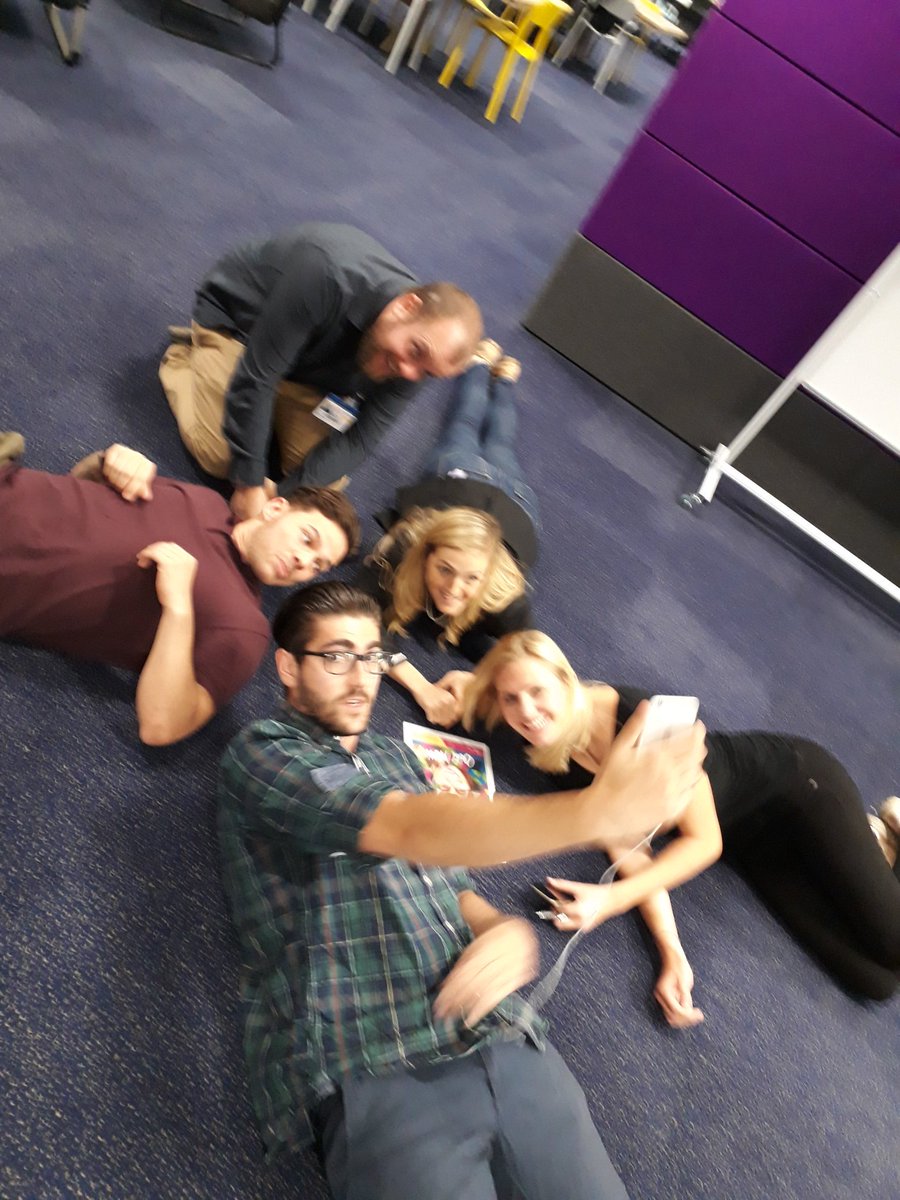 Anna_Midd's tweet photo. Let the selfie races begin!!! #GoDoBootcamp #GoDoManchester https://t.co/bmJok8RFRc