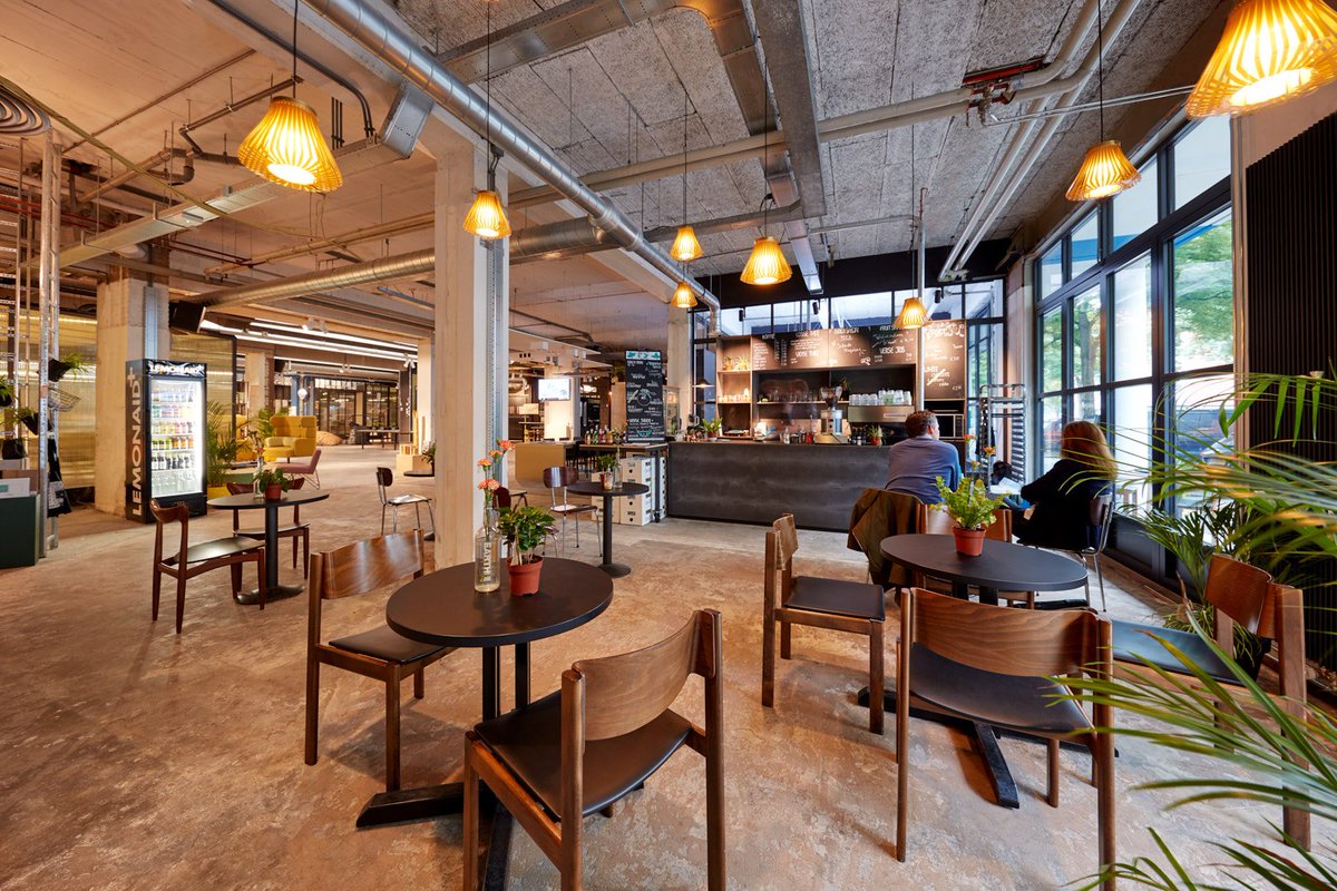 broeinest's tweet photo. Ook in de zomer is #Broeinest elke werkdag geopend! Kom gerust langs voor koffie, inspiratie of als flexwerkplek! #rotterdam #eindhoven https://t.co/2xxjfSoAEC