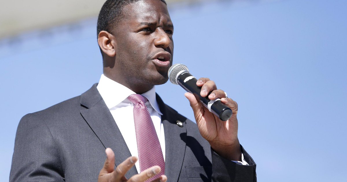 DefendLocal's tweet image. .@MayorOfTLH Andrew Gillum is talking #DefendLocal now at @Netroots_Nation! #NN17