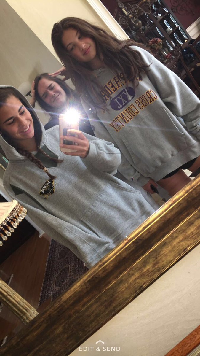RhiannRyan's tweet photo. happy 16 birthday @ecurley255 love you so much hope you have a great day ily❤️❤️ https://t.co/vdyn8gLtkX