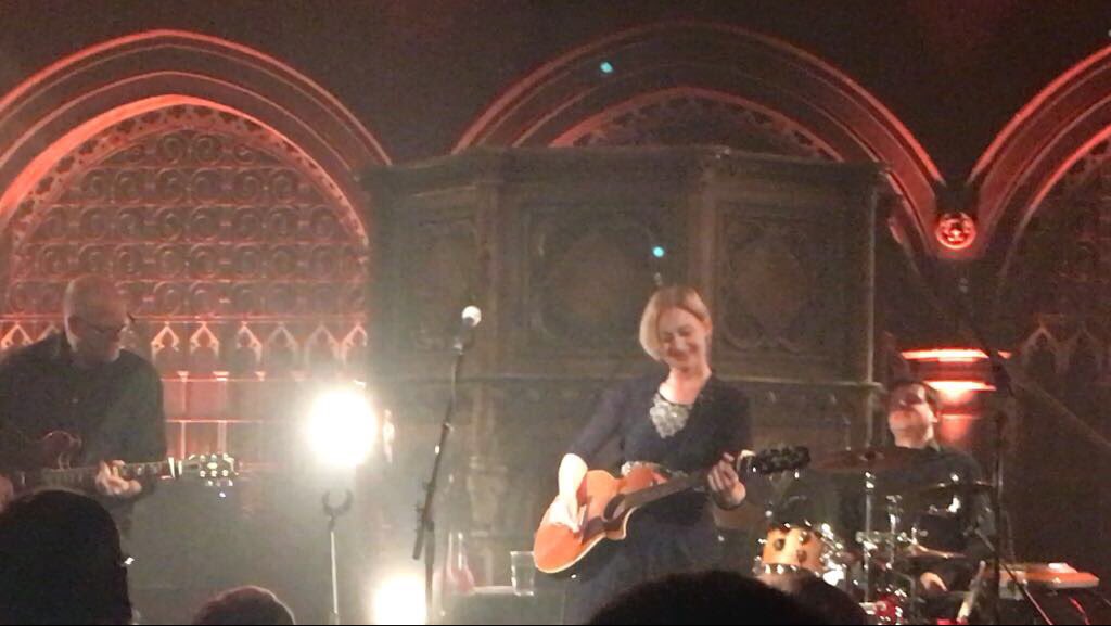 Happy birthday to the incredibly talented singer song writer Julia Fordham 