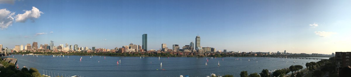amalmariei's tweet image. Congrats to @MassInno for an amazing night of #entrepreneurs at @MITSloanExecEd (and OMG this view!!!) #MIN101
