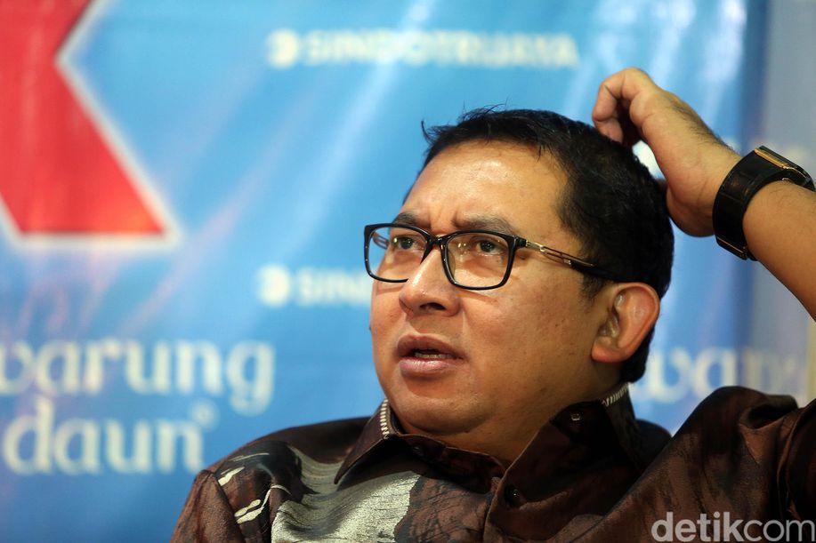 detikcom's tweet photo. Anggaran DPR 2018 Naik Rp 1 Triliun, Fadli Zon: Itu Masih Kecil https://t.co/bExJchr4HK https://t.co/E73K7sklNZ