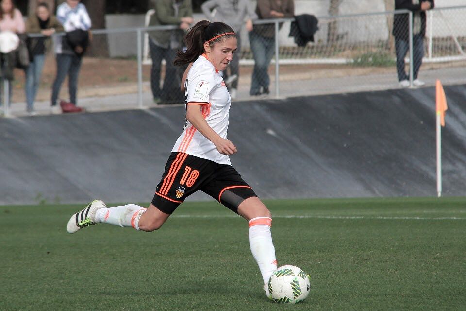 VCF_Femenino's tweet image. 🏥 PARTE | @NataliaGaitan3 sufre rotura del LCA de la rodilla derecha ➕ Pendiente de intervención #EstamosContigoNata 💪 © 🇨🇴 #SomVCF