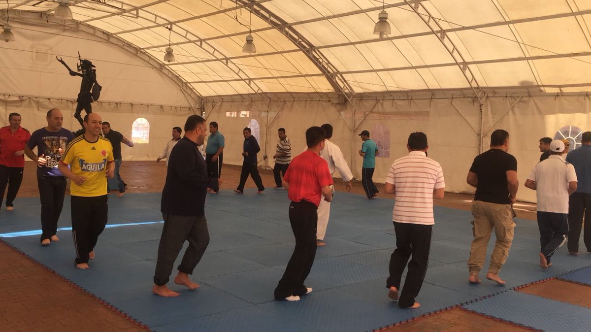 Curso de defensa personal, para funcionarios UNP, dictado por Universidad Militar Nueva Granada, en Bogotá. <a href="/lamilitar/">UMNG</a>