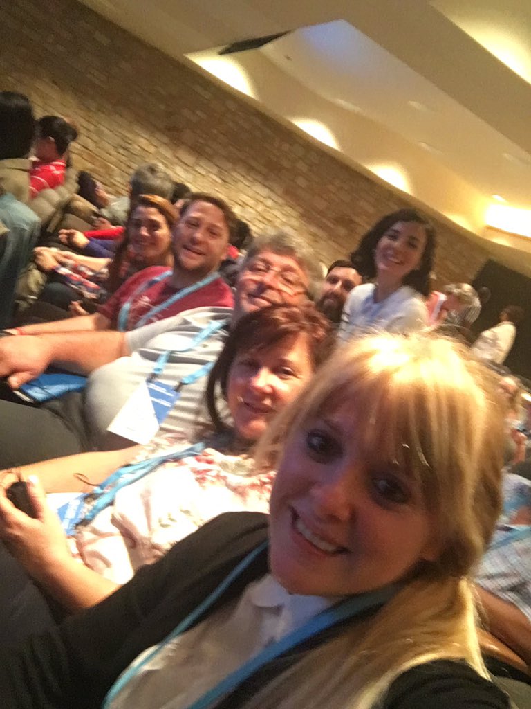 CattaneoDani's tweet photo. En la #GLS17 desde Argentina @RedentorOnline https://t.co/qPztXyZhiu