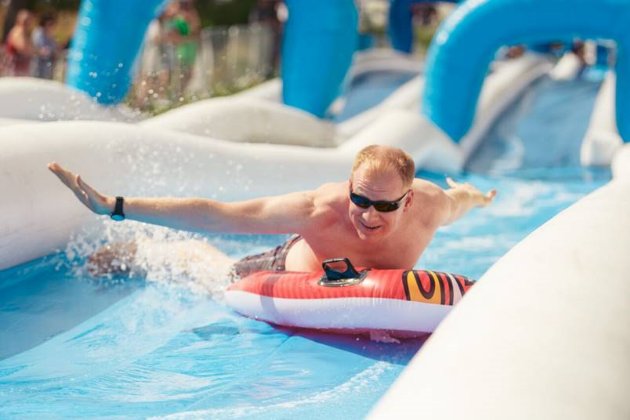 Have you seen the giant 40-metre water slide coming to Birmingham Botanical Gardens? 18-20 August @BBGardens socsi.in/DGe5I