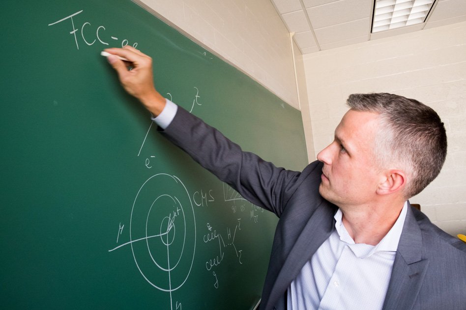 MIT's tweet photo. “I said, OK, I want to discover the Higgs boson. Let’s do it. Sometimes you have to be a little crazy.” https://t.co/bkvBpB5Da3 https://t.co/jneuGUzQbM