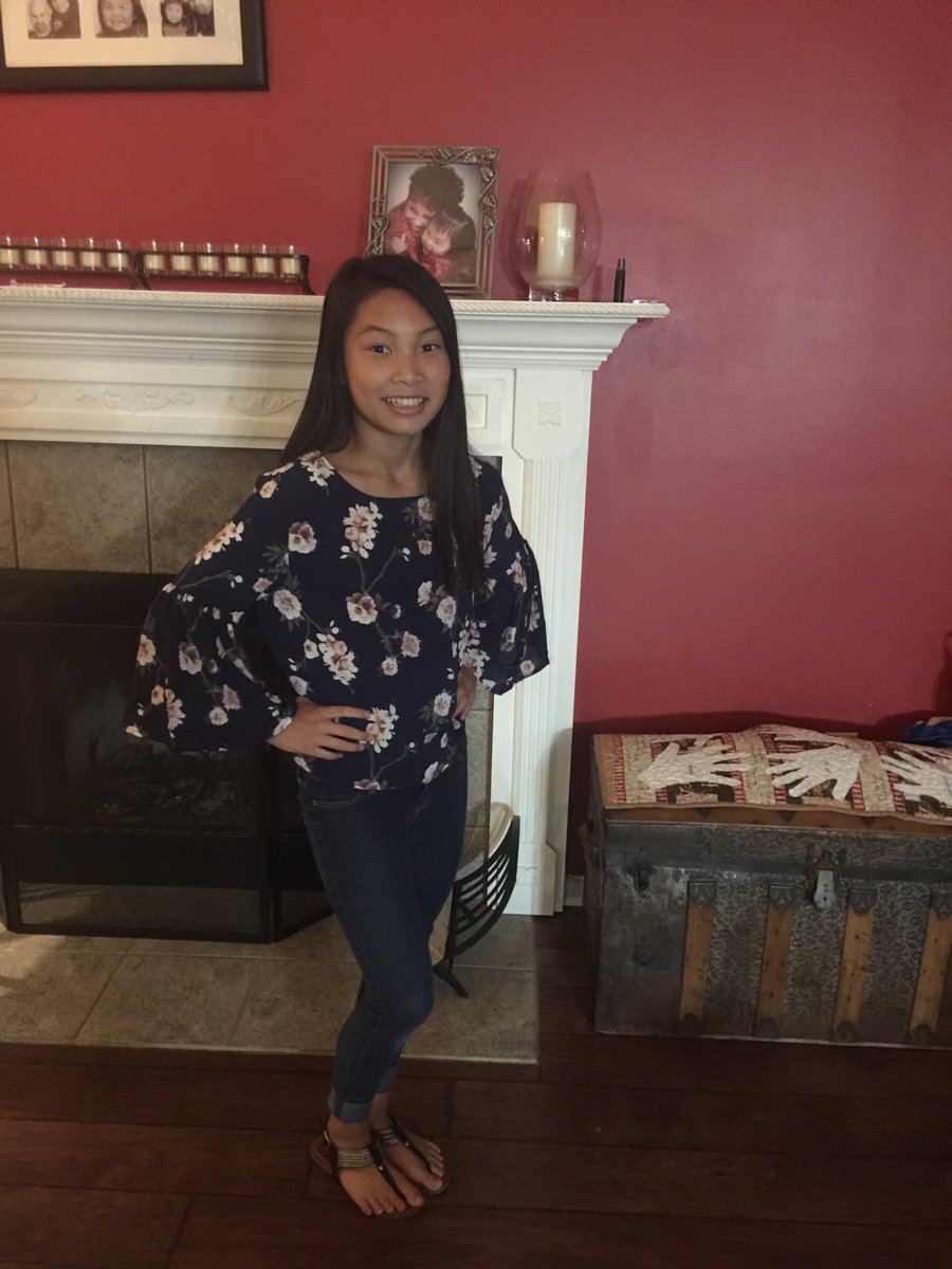 Gracesmom04's tweet photo. #LMFIRSTDAY https://t.co/QxoJTlSKTk