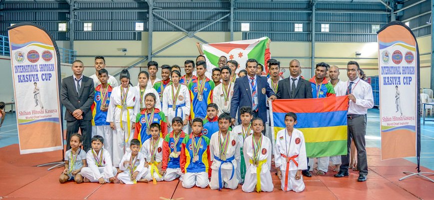 International Shotokan Kasuya Cup : Un premier pas franchi bit.ly/2wLeTeo <a href="/maqh81/">Qadeer Hoybun</a> #artsmartiaux #IleMaurice