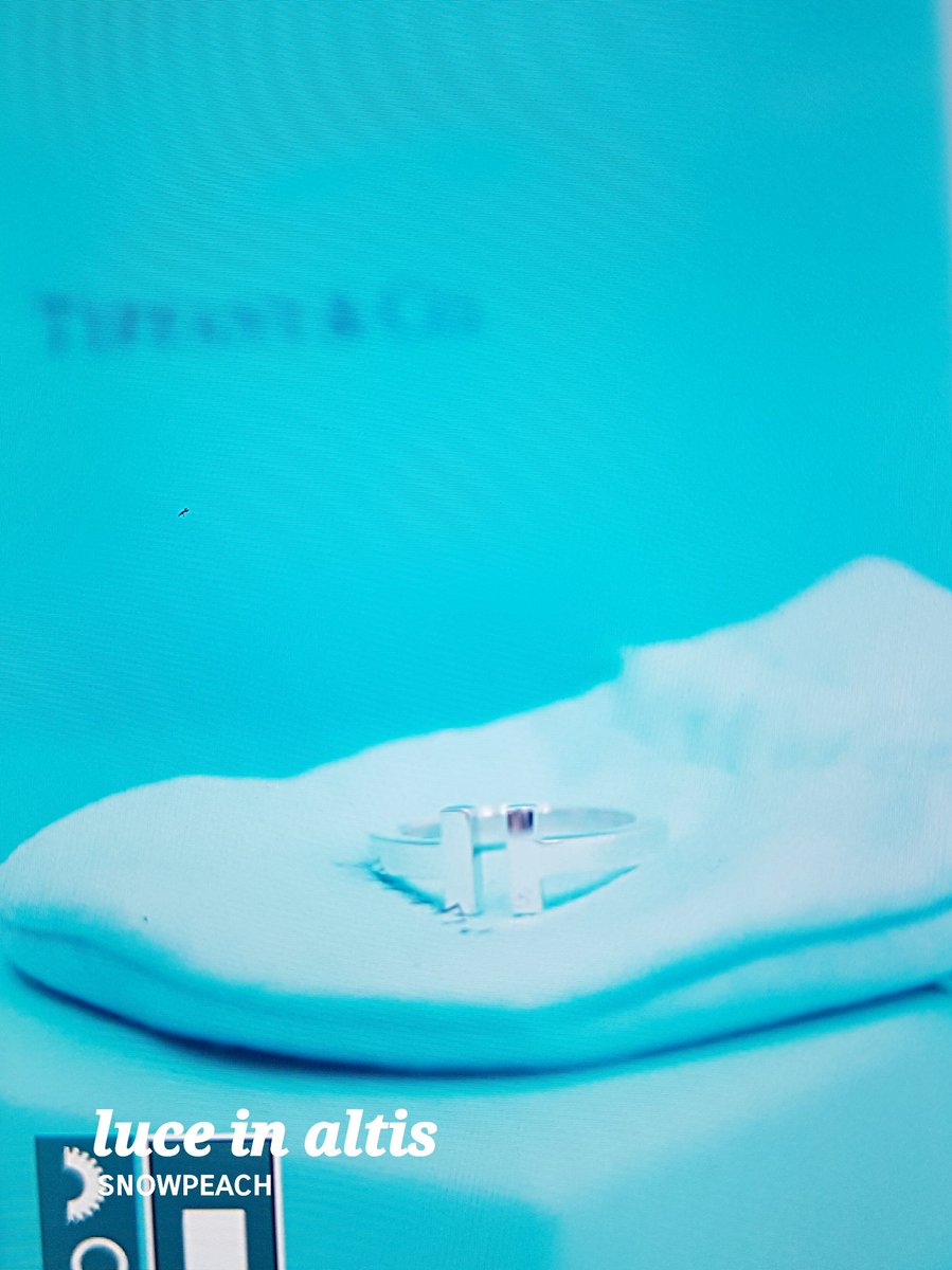 JUNGKOOKcokr's tweet photo. 🍑❄ "luce in altis" #07 B-day gift 
💞 @BTS_twt https://t.co/LMjL6oHA1B https://t.co/KTgydnn6jt