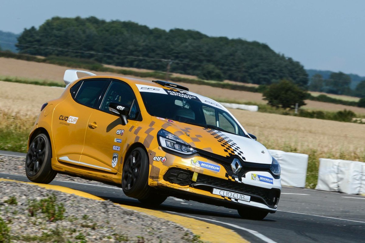 Not long to go until the inaugural round of the @UKClioCupJnr - roll on the 9/10 September at <a href="/SnettertonMSV/">Snetterton Circuit</a>! #BARC