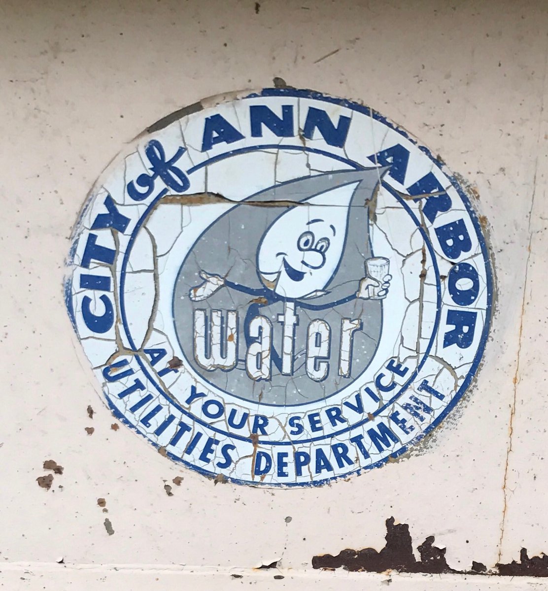 husdant's tweet photo. Vintage Utilities Department logo at Barton Dam
#annarbor #water #utilitiesdepartment https://t.co/zXaU5psbdb