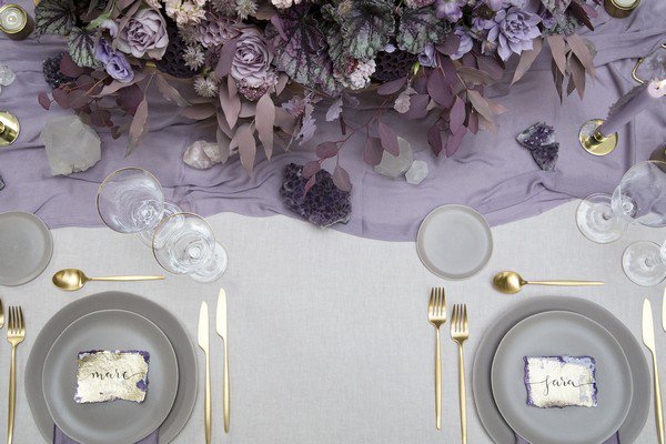 thewedcommunity's tweet photo. I have a whole lot of pretty for you today with this amethyst inspired purple and gold #wedding inspiration

https://t.co/zOxA1aDDzd https://t.co/kiOY6cJM1p