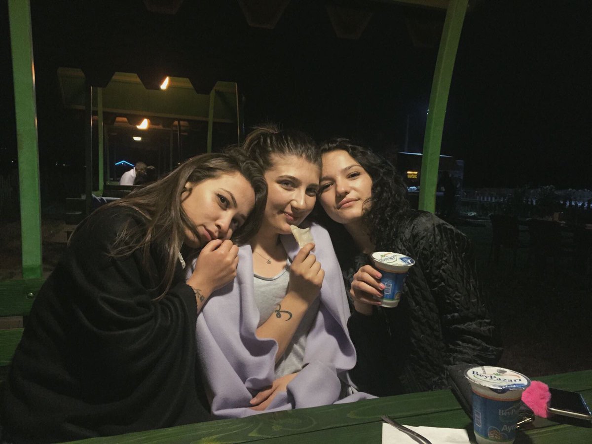 Nabza göre şerbet bitti içersen turşu suyu var