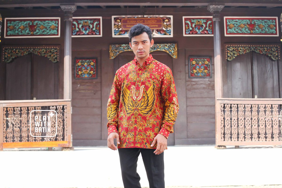PlaywithbatikID's tweet photo. #BatikItuDitulis #BatikItuDicap #playwithbatik 👆 This collection only available at Sogo Plaza Senayan Level 3. 
Save Our Culture! https://t.co/3JI5fYmM1y