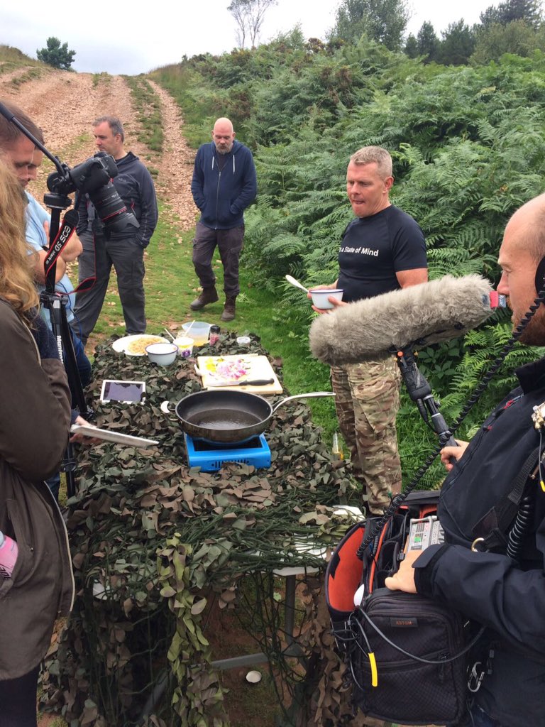 CommandoChef's tweet photo. RM-EAT, getting the message out through media, coming to your front room soon! @MeetTheMarines @garyedgreen @RoyalNavy @E3 #tvnext? https://t.co/qDBcbcVz0X