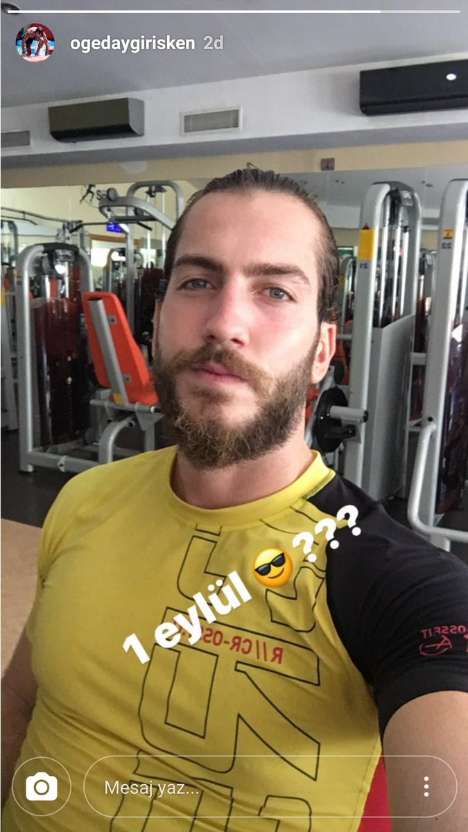 OGFC17's tweet photo. 1 eylülde bize bir sürprizin mi var yoksa yakışıklı Şampiyon💙😏🐦 @OgedayGirisken https://t.co/npN7TJHXGW