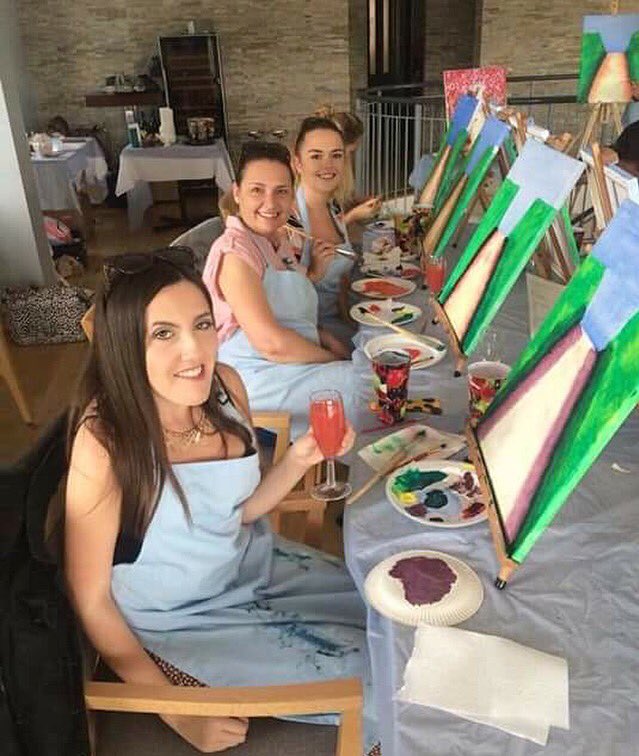 CharlotteHallx's tweet photo. NEW // REVIEW - Brush &amp; Bubbles, London 🍾✨🖌https://t.co/FpDciR8xpy #visitlondon #brushandbubbles https://t.co/U6WlZmgDHH