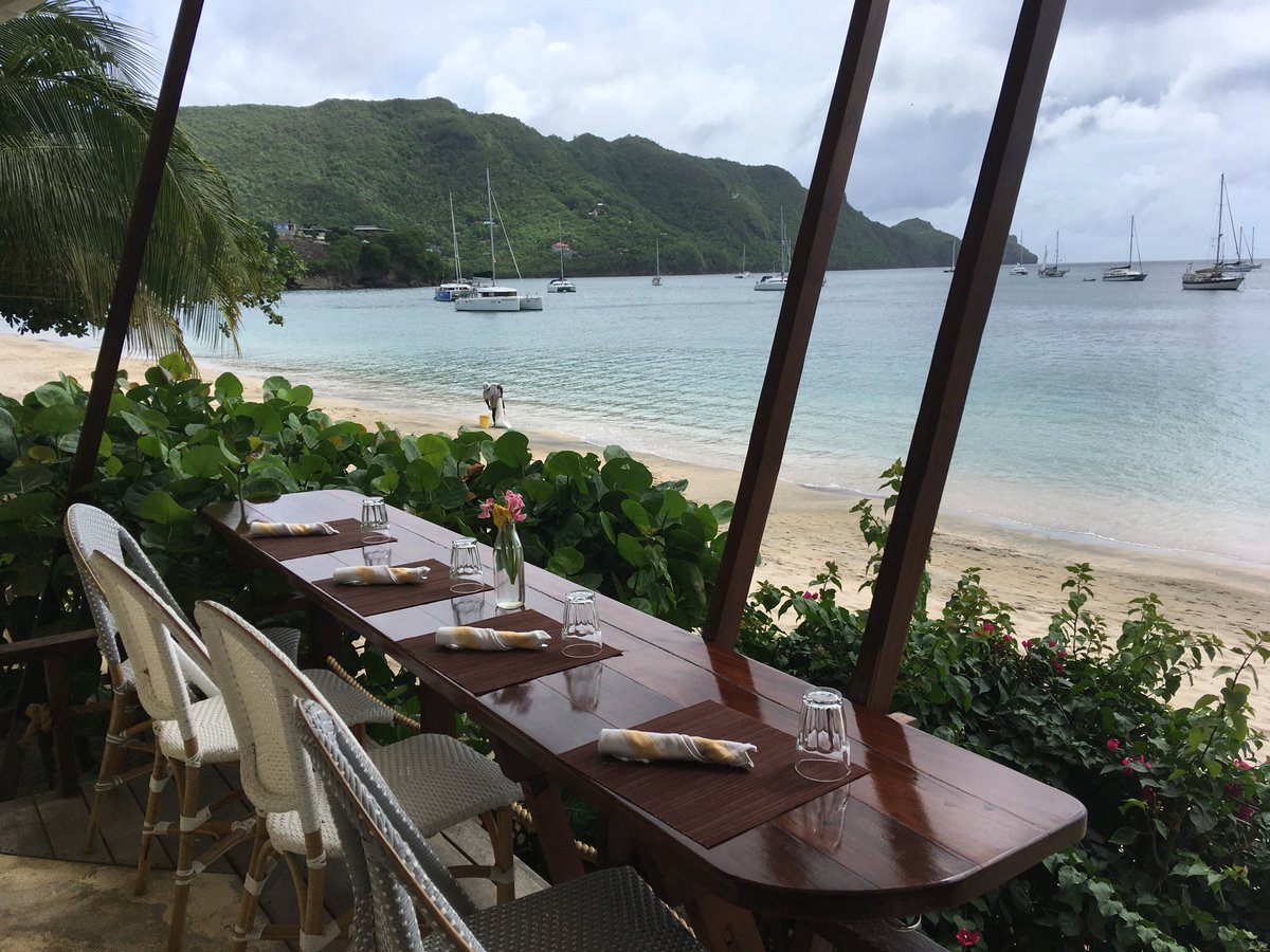 TropicB's tweet image. #TBT to delicious beachside lunches at #JacksBeachBar #Bequia...
#SVG #Grenadines #Caribbean #travel
tropicbreeze.co.uk/The_Grenadines…