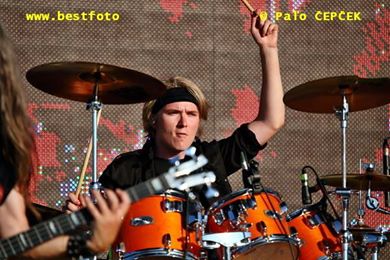 Symfobia's tweet photo. Nestville #Festivals #summer #metal #rockmusic #symphony https://t.co/dWRFlCjKQe